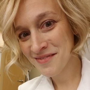 Meet your Posher, Rayann